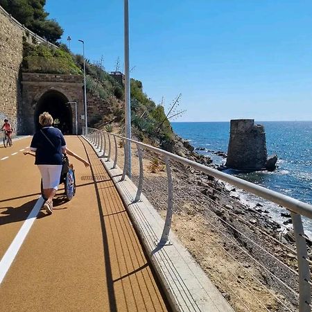 Mansarda Mare Bella Vista Citra Zero Zero Ottanta Trentuno Lt O738 Διαμέρισμα Imperia Εξωτερικό φωτογραφία